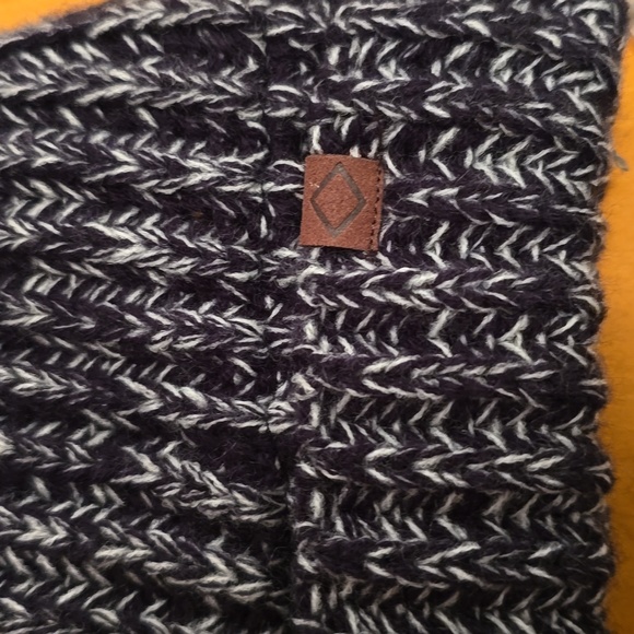 ST. JOHN'S BAY MENS BLUE WINTER HAT ONE SIZE FITS MOST - Picture 4 of 9